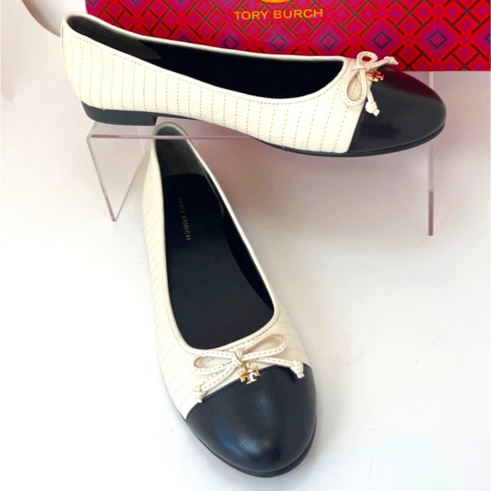 Tory Burch Women Leather Quilted Bow Accent Ballet Flats Ivory & Black Size 6M